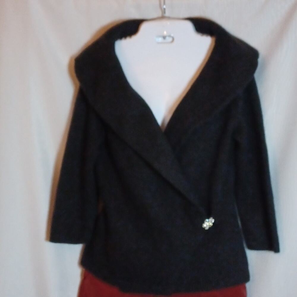 ANN TAYLOR Women's Black Rabbit Hair & Wool Blend Sweater Blouse Size M. - Picture 5 of 13